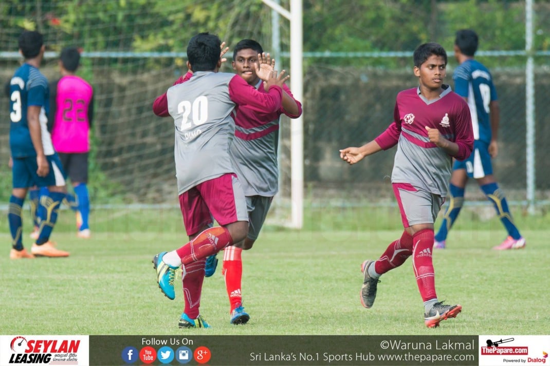 Nalanda College v De Mazenod College - U19 Schools Division II - Kelaniya Football Complex - 09/11/2016 - Nalandians laud in taking the lead.