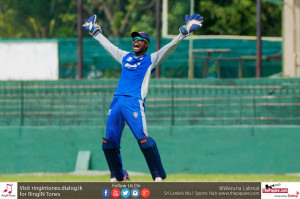 A raucous appeal for LBW from wicketkeeper Minod Bhanuka