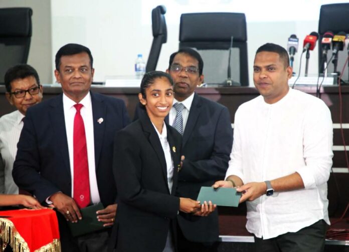 Financial Awards for Sri Lankan Athletes