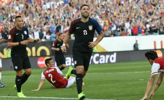 U.S. win group after Costa Rica stun Colombia